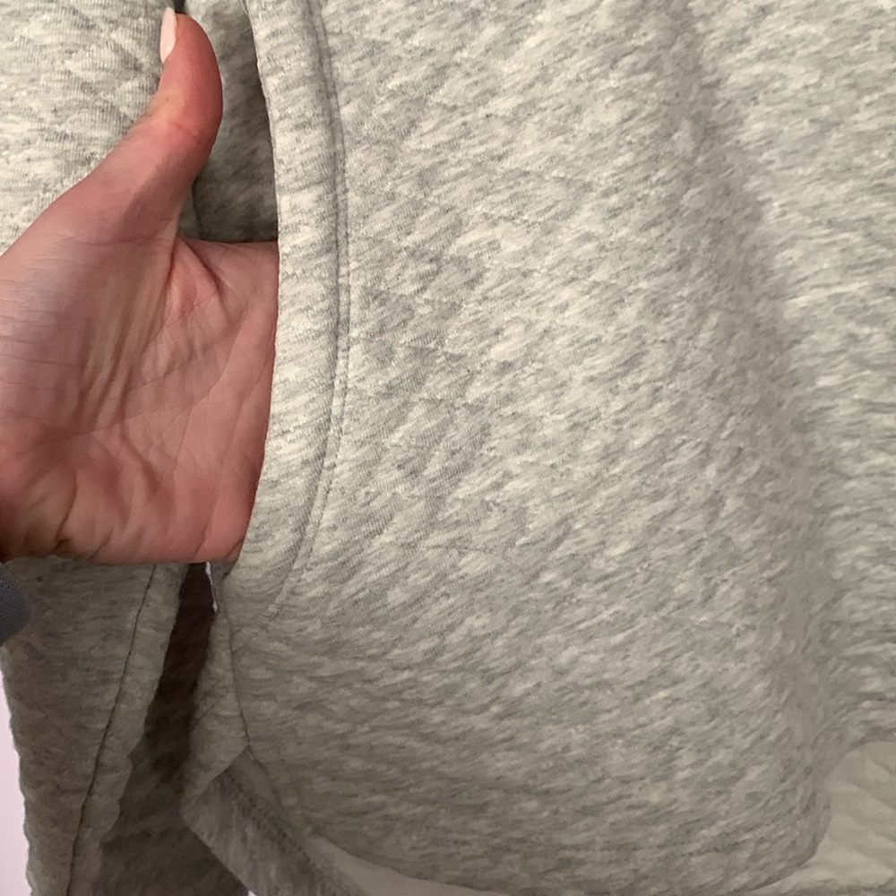 Quilted Pullover - Picture 2 of 5